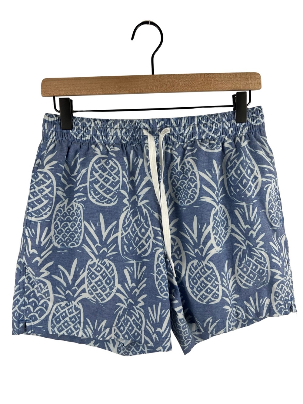 Chubbies Pineapple Swim Trunks Men’s Medium Blue Mesh Lined Tropical 5.5 Inseam